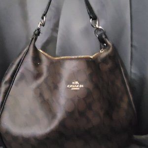 COACH SHOULDER BAG